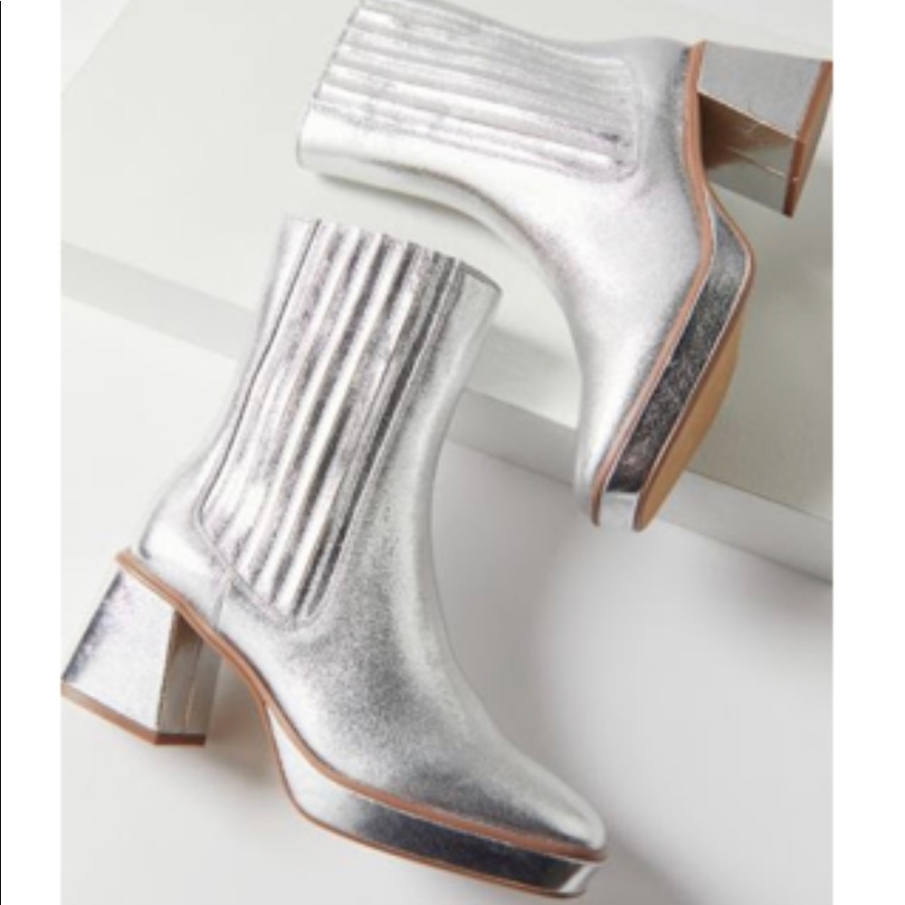 Urban Outfitters Ava Metallic Boot (9)